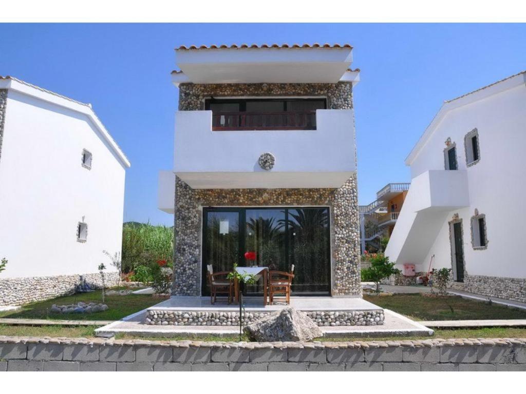 Mirage Arillas Type A8 * Arillas (Corfu)
